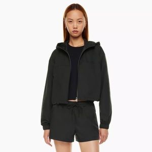 Aritzia: Group by Babaton Wells Short